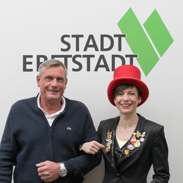 Markus Grondstra und Bürgermeisterin Carolin Weitzel
